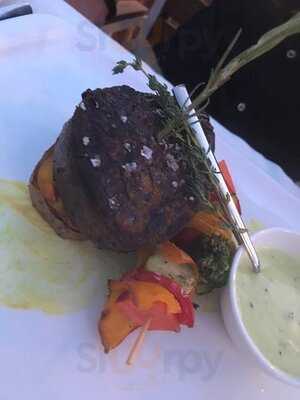 Calypso Side Restaurant & Lounge