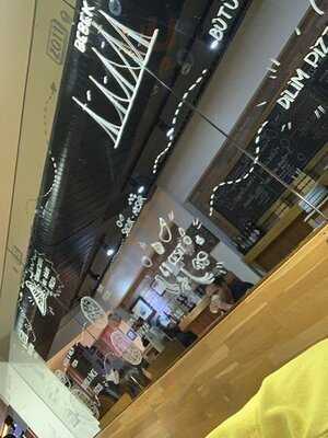 The Upper Crust Pizzeria