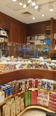 Faruk Güllüoğlu Taksim