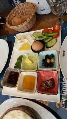 Nelipide Gurme Aktaslar