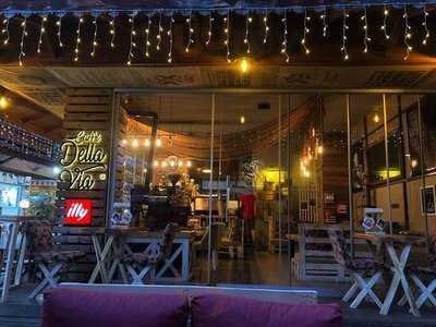 Caffe Della Via