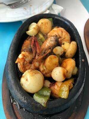 Akbıyık Fish & Meat House