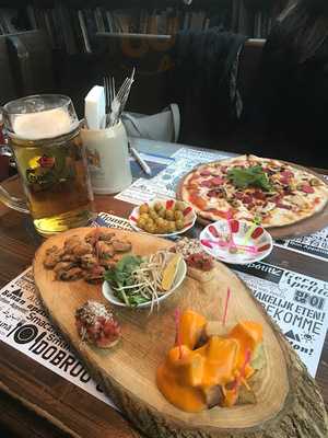 Varuna Gezgin Cafe - Istanbul