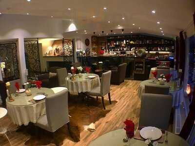 Riverangel Hotel Restoran