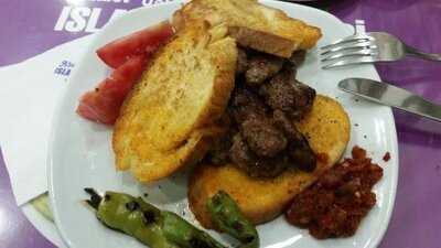 Ako Ahmet Usta Islama Köftecisi