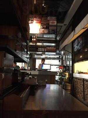 Grillo Restaurant & Bar