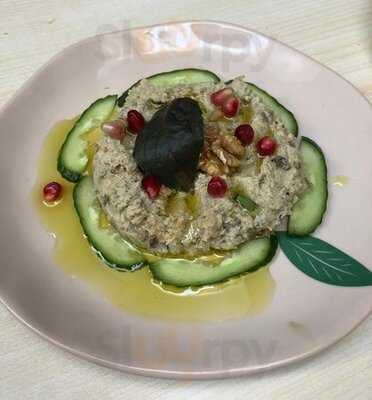 Renad Mediterranean Cuisine