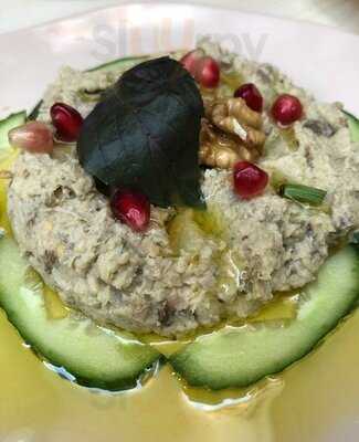 Renad Mediterranean Cuisine