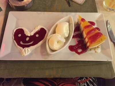 Venice Bar & Restaurant