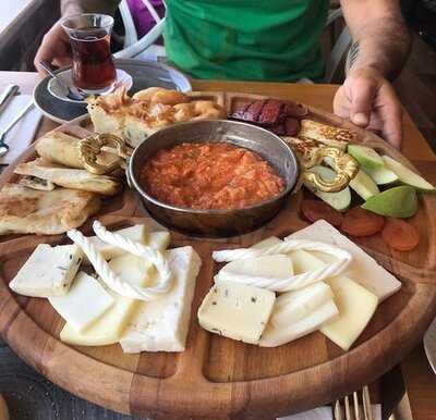 Trend 216 Cafe Restaurant