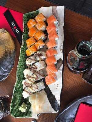 Naomi Sushi Bar