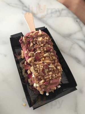 Magnum Store