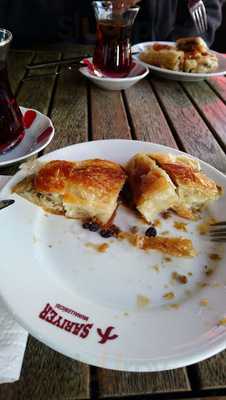 Tarihi Sariyer Muhallebicisi