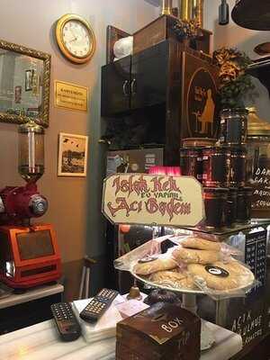 Fazil Bey'in Turk Kahvesi