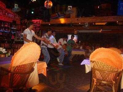 Istanbul Restaurant And Bar