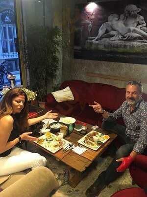 Smyrna Art-gallery Cafe