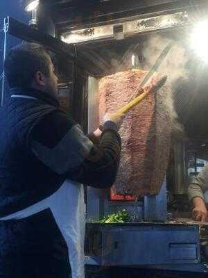 Meydan Çiftlik Döner