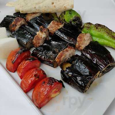 Ramazan Bingöl Et Lokantası