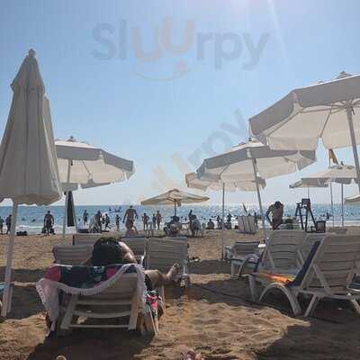 Linda Beach Restaurant