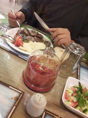 Ofluoğlu Izgara Köfte