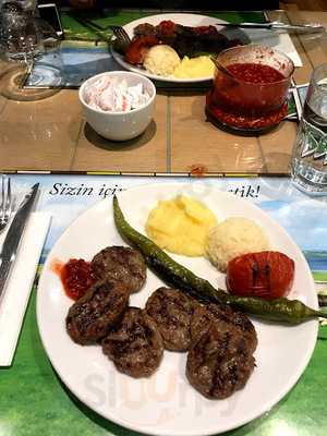 Ofluoğlu Izgara Köfte