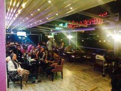 Lounge Point / Terrace 86