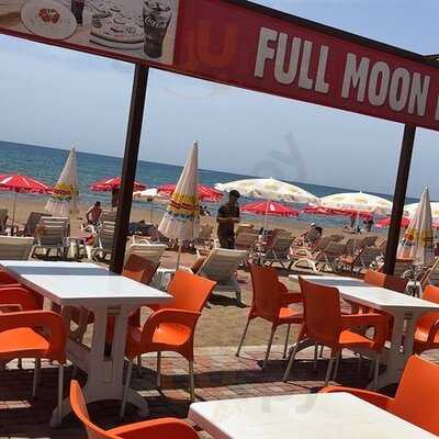 Full Moon Beach Cafe