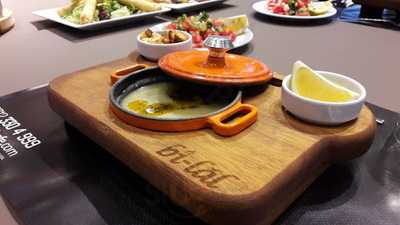 Bi-lal Cafe & Bistro