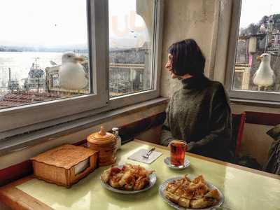 Meshur Sariyer Borekcisi