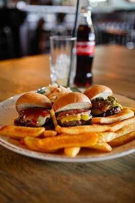 The North Shield Akbatı