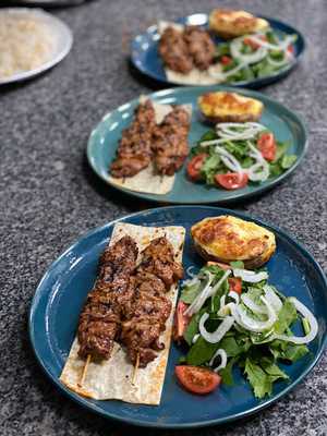 Olio Cafe & Restaurant