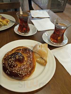 Rumeli Tatli Ve Borek Evi