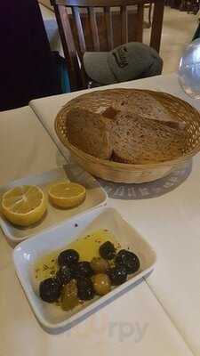 Moshonis Balık Restorant