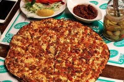 İsmail Usta Kebap Ve Pide Salonu