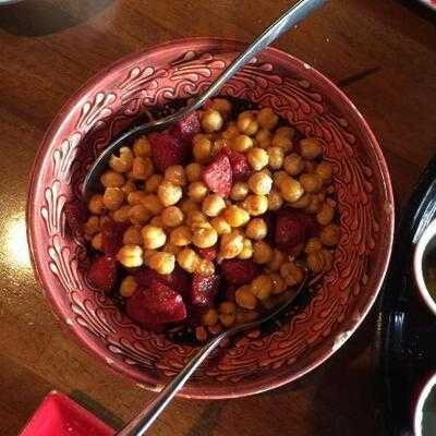 Que  Tal Tapas Bar & Cafe