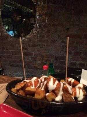 Que  Tal Tapas Bar & Cafe