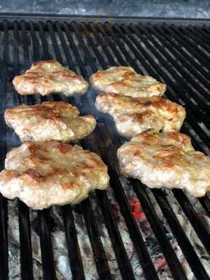 Tarihi Merkez Efendi Köftecisi Ahmet Usta