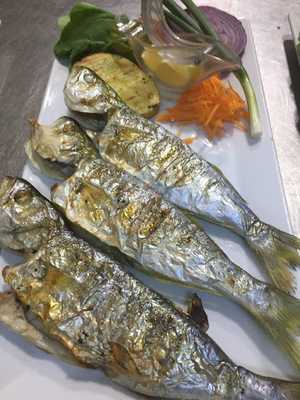 By Cunda Mezze Balık Evi