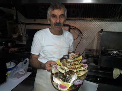 By Cunda Mezze Balık Evi