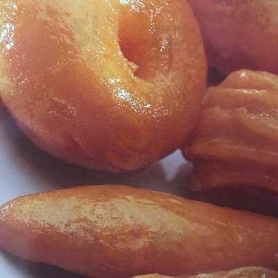 Tilla Profiterol Ve Lokma Evi