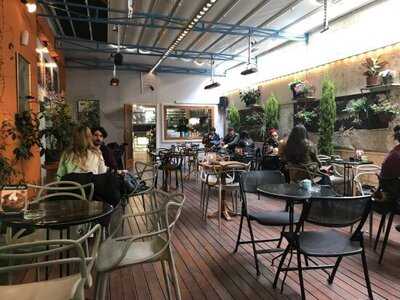 Mephisto Kitabevi & Cafe - Beyoğlu