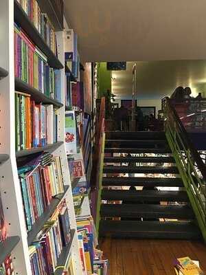 Mephisto Kitabevi & Cafe - Beyoğlu