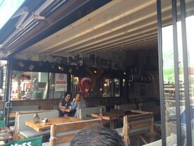 Allyoss Cafe & Bar