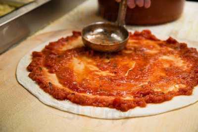 The Upper Crust Pizzeria Maslak