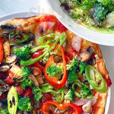 The Upper Crust Pizzeria Maslak