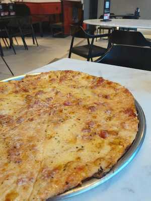 The Upper Crust Pizzeria Maslak