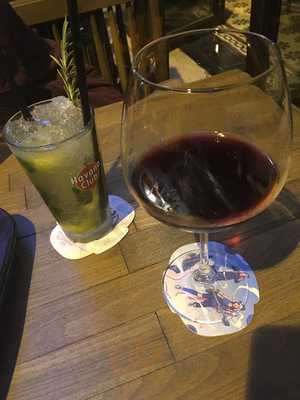 Kafe Pi Asmalımescit Bomonti Brasserie