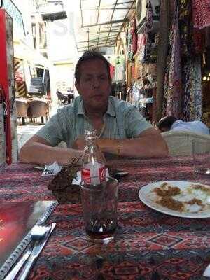 Huzur Cafe & Resturant