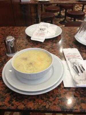 Tarihi Cumhuriyet Iskembe Salonu