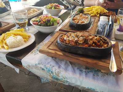 Cadde Balık & Et Restaurant